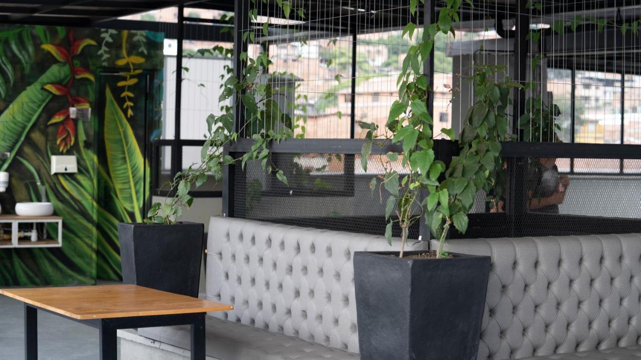Edificio Helena Apartment Medellin Ngoại thất bức ảnh
