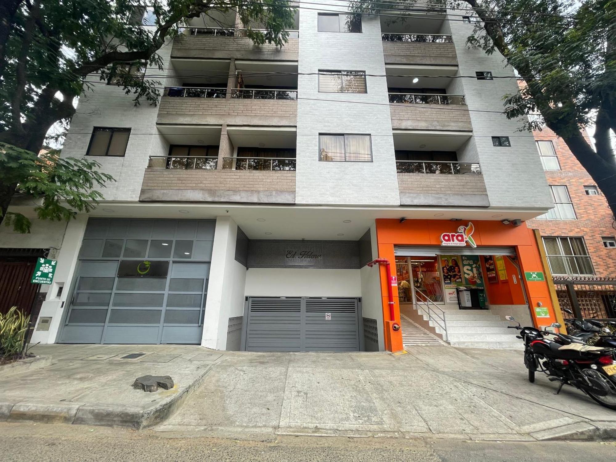 Edificio Helena Apartment Medellin Ngoại thất bức ảnh